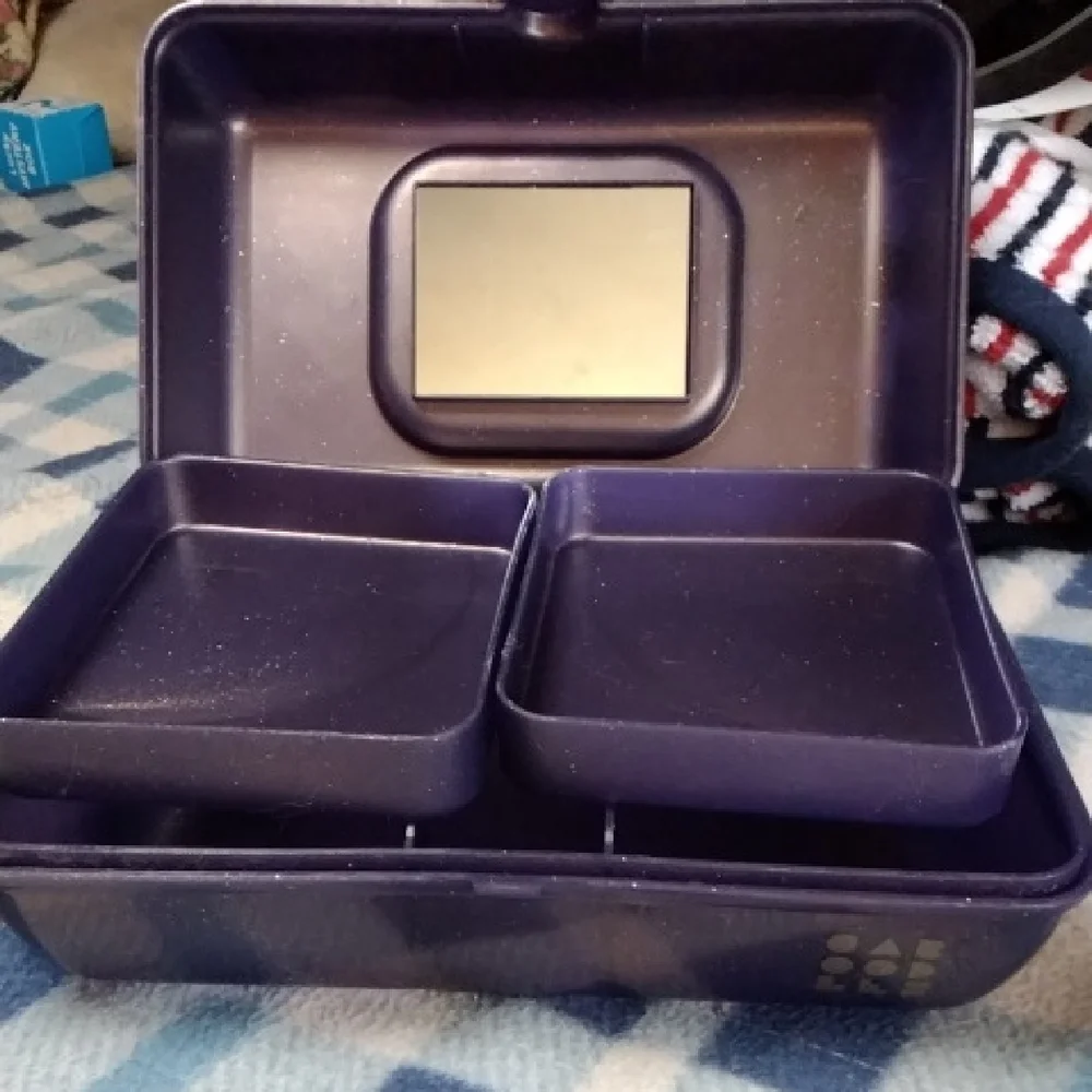 Rare Caboodles Pretty in Petite “Wicked” Limited Edition | Collectible Makeup Ca